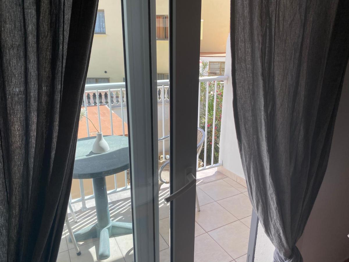 פגוארה Hostal Villa Senese מראה חיצוני תמונה