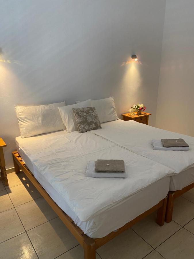 פגוארה Hostal Villa Senese מראה חיצוני תמונה